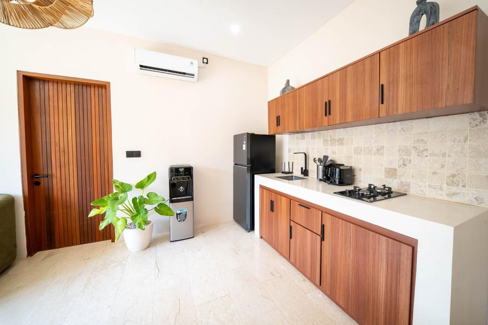 Kitchen or kitchenette, kitchen