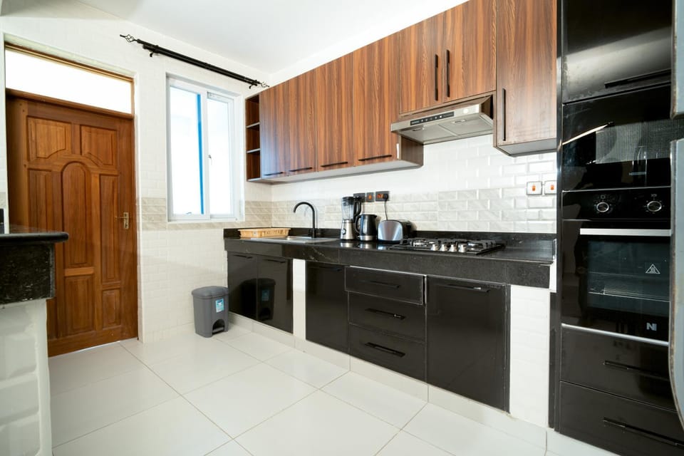 Kitchen or kitchenette, Communal kitchen, minibar, oven, stove, toaster, kitchen, kitchen