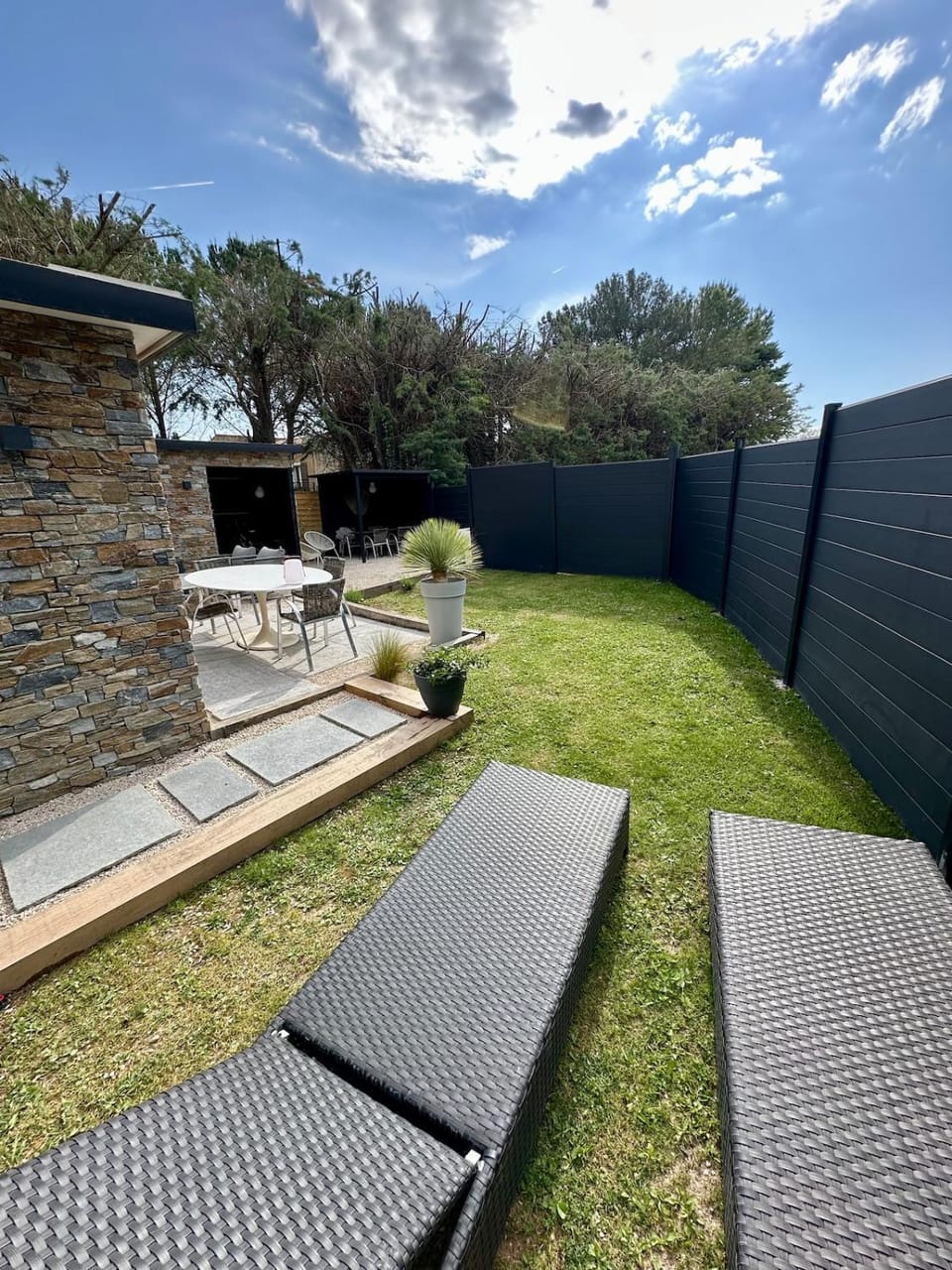 Garden, sunbed