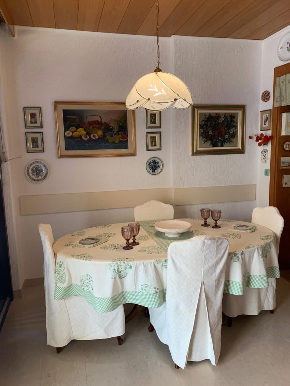 Rozita Seaside Relax Apartments Apartment in Split-Dalmatia County