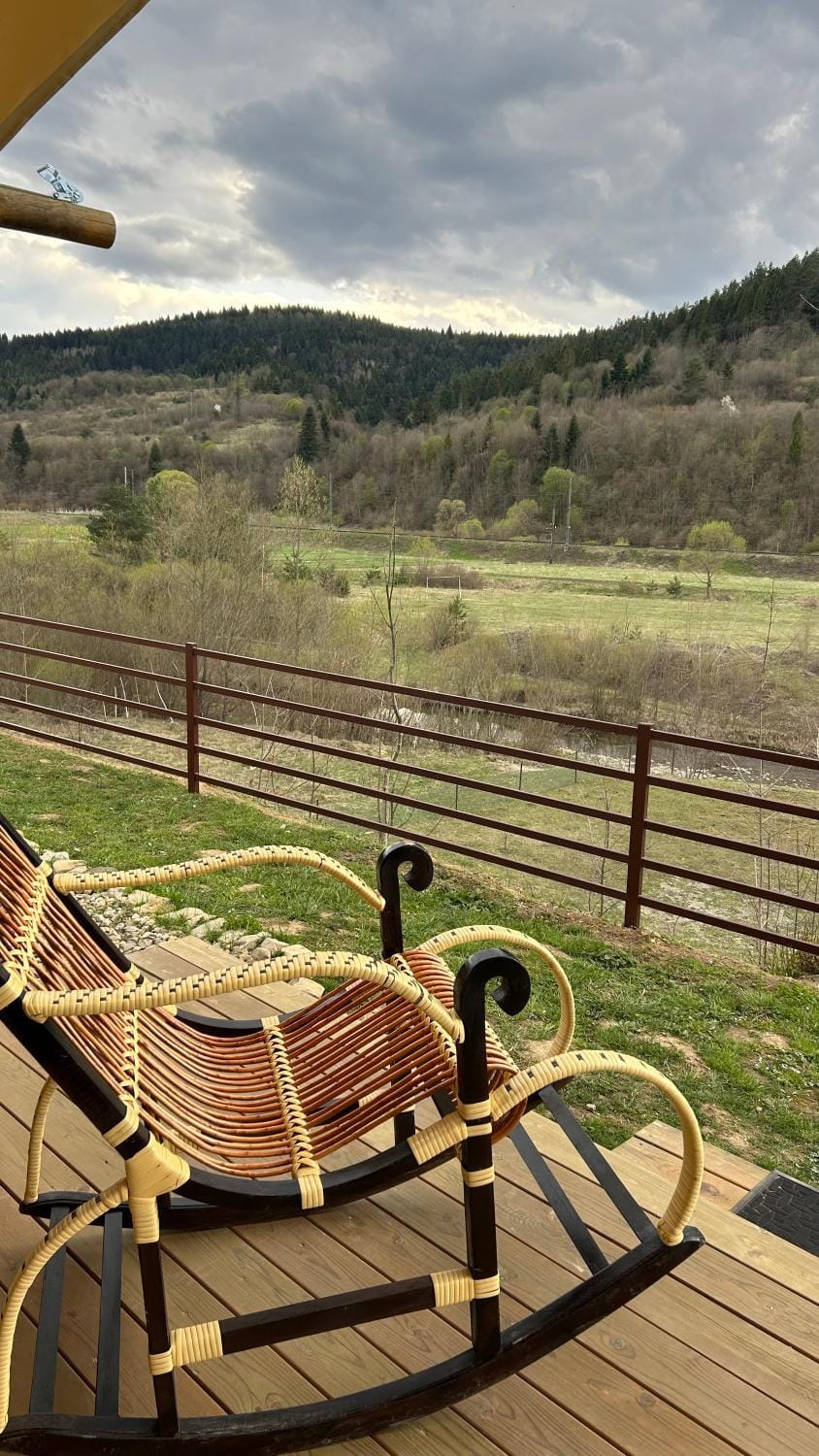 Day, Natural landscape, View (from property/room), Balcony/Terrace, Mountain view