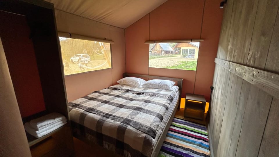 Bed, Photo of the whole room, Bedroom, wardrobe