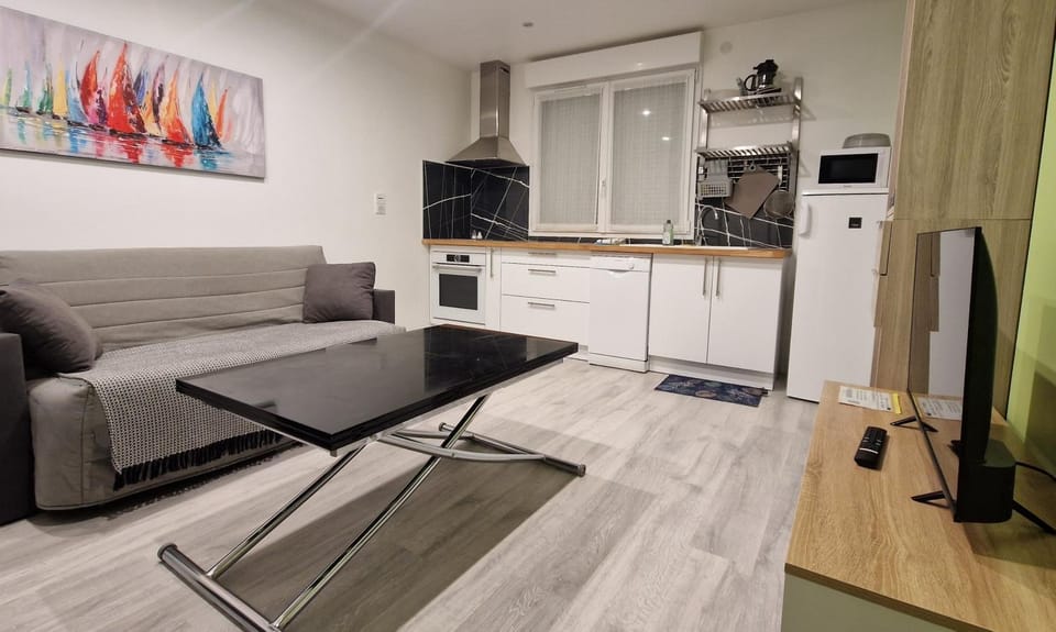 Maison appartement entier calme Apartment in Limoges
