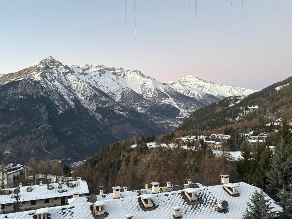 Day, Natural landscape, Winter, Mountain view