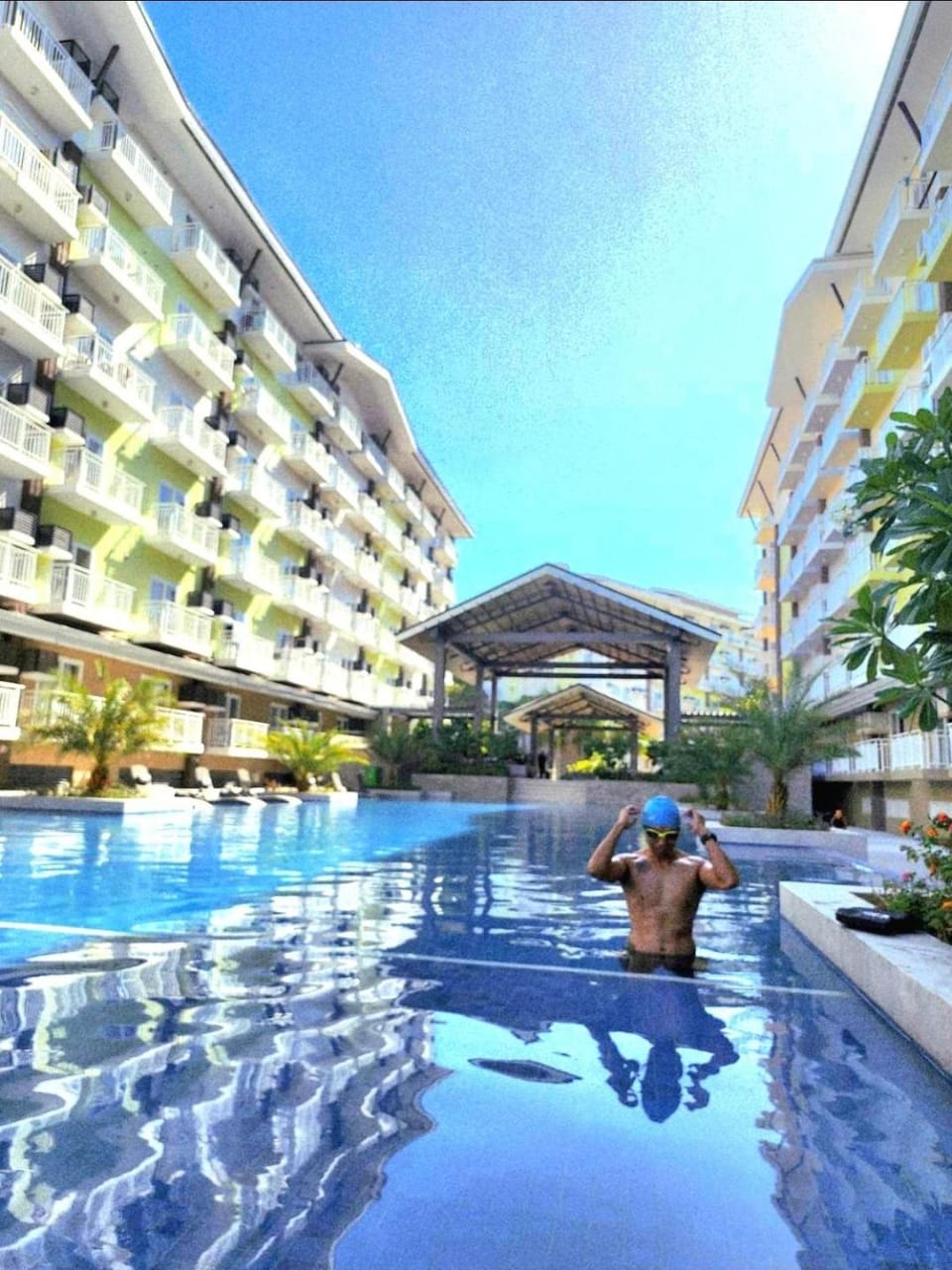 Swimming pool