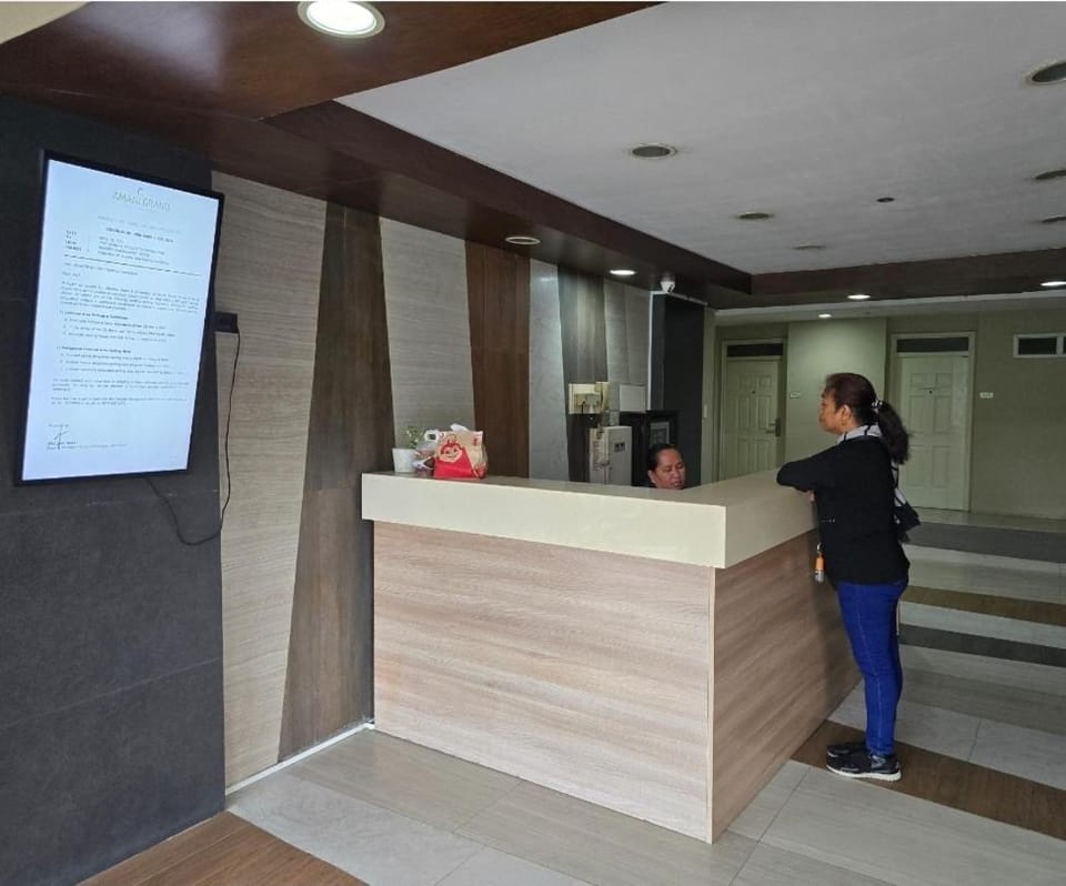Island Escape Mactan Cebu Amani Grand Residences Apartment in Lapu-Lapu City