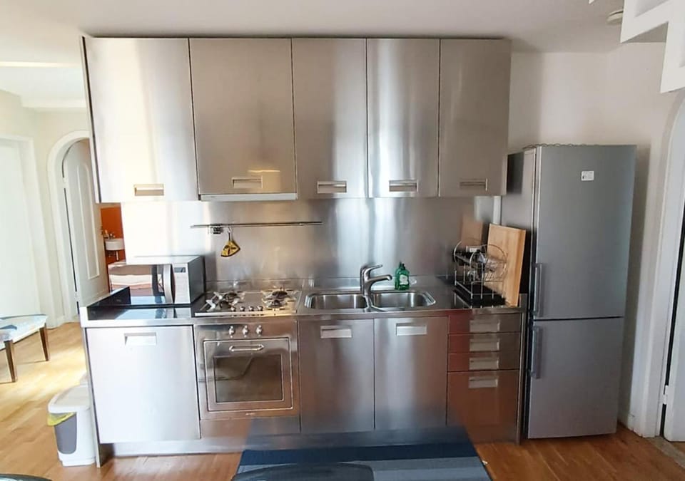 microwave, oven, kitchen, air conditioner