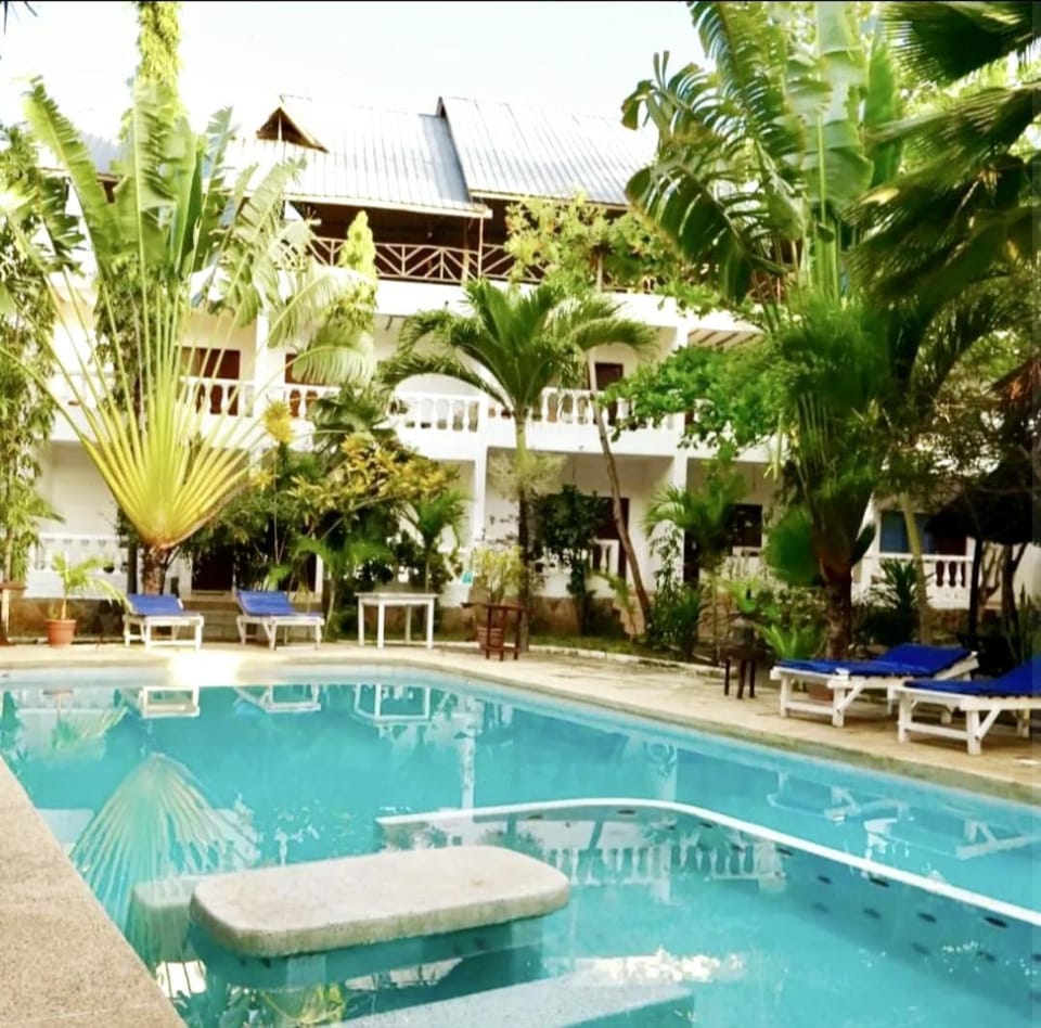 FLORA Studio in Diani Apartment in Diani Beach