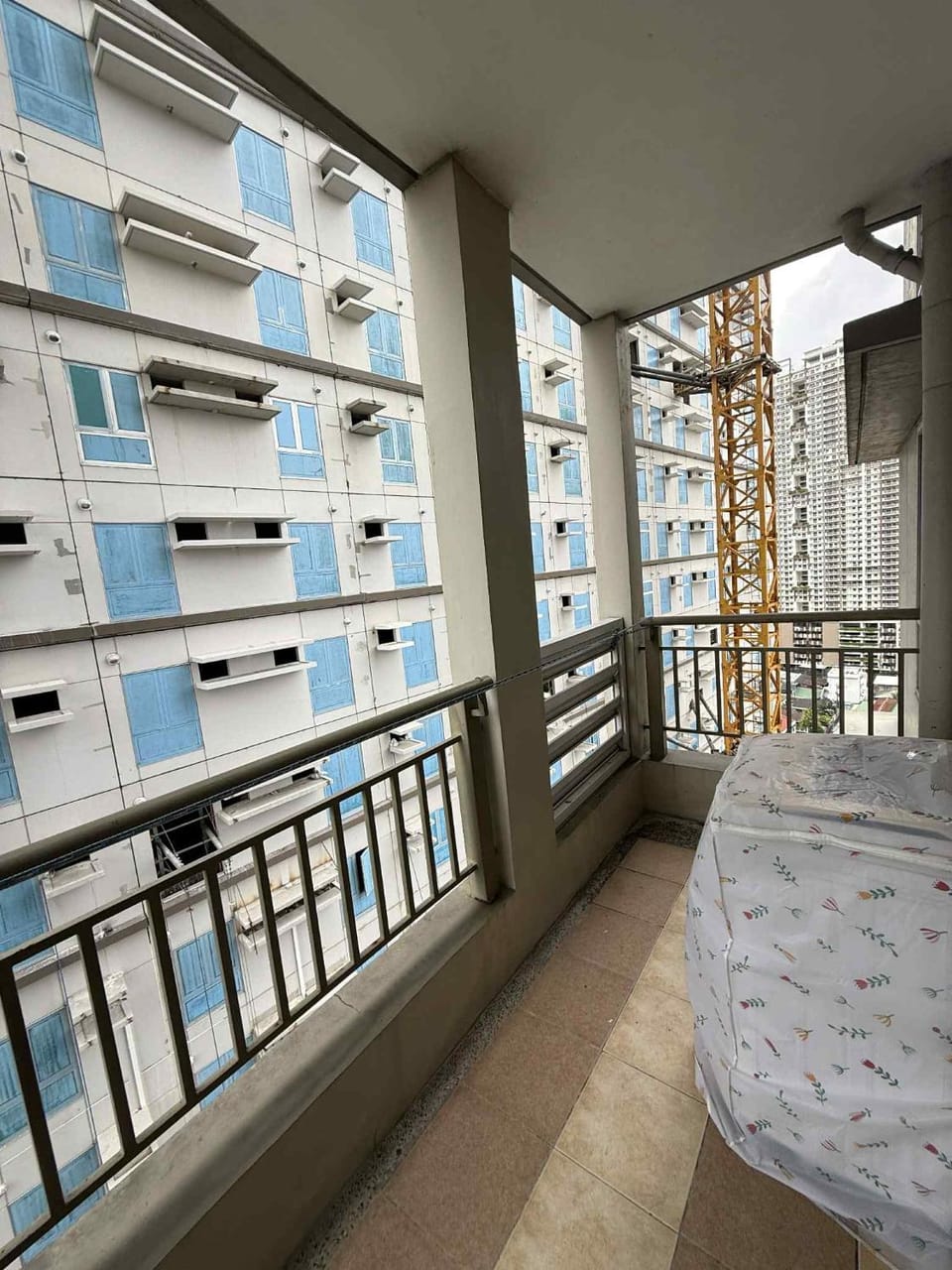 LaVerti 1BR Affordable staycation groups family Apartment in Pasay