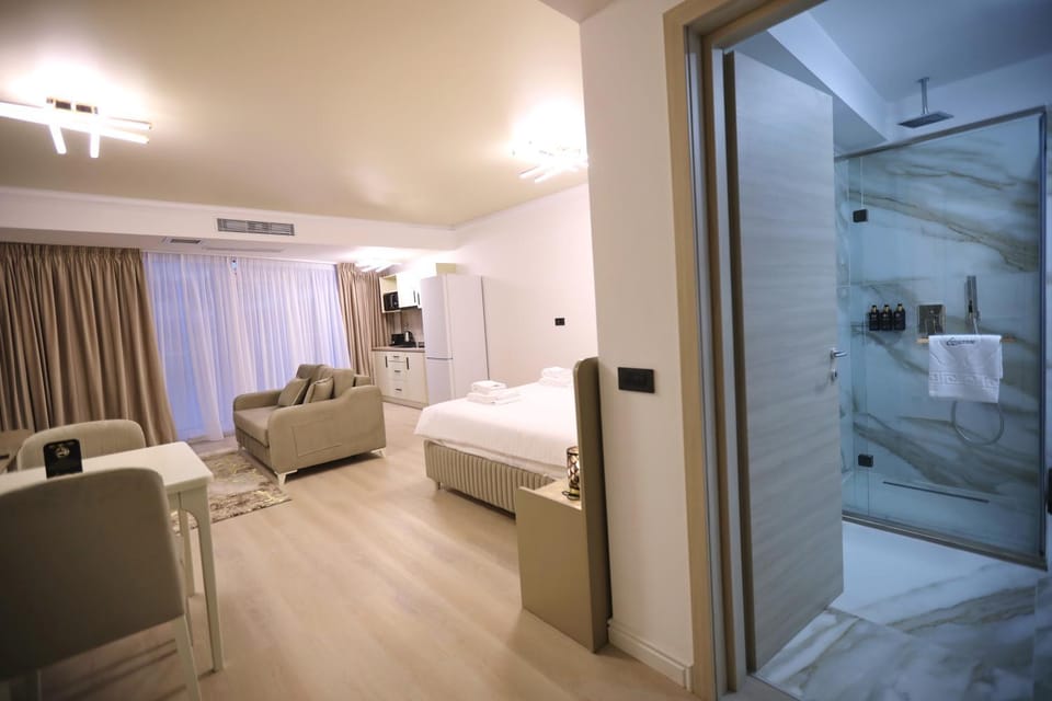 Shower, Toilet, Bed, Bathroom, Photo of the whole room