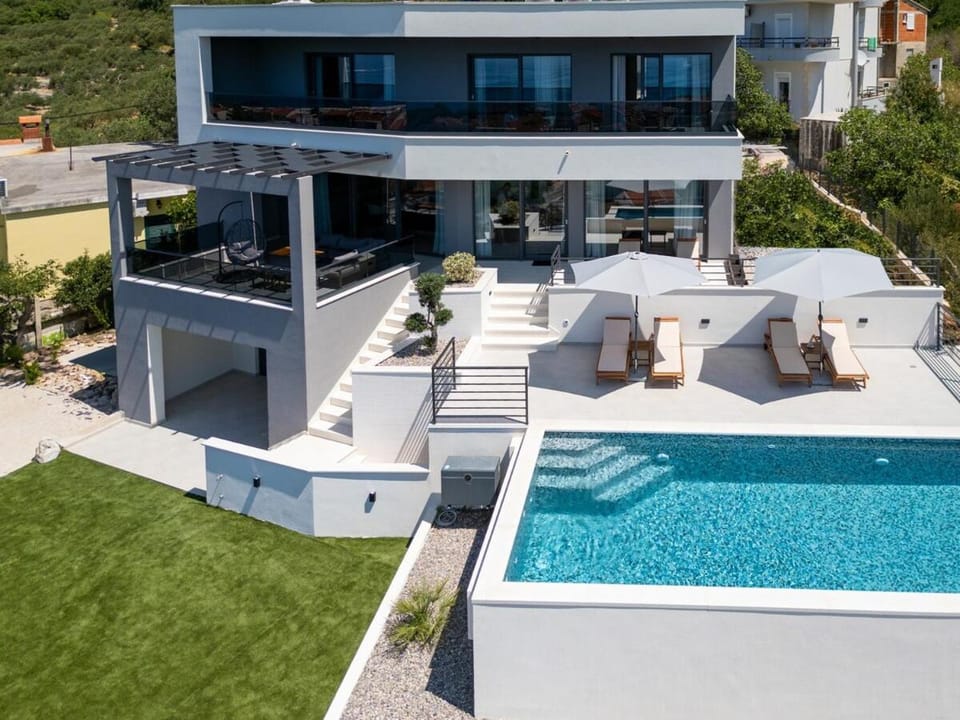 Villa Providenca by Makarska Exklusiv Villa in Tučepi