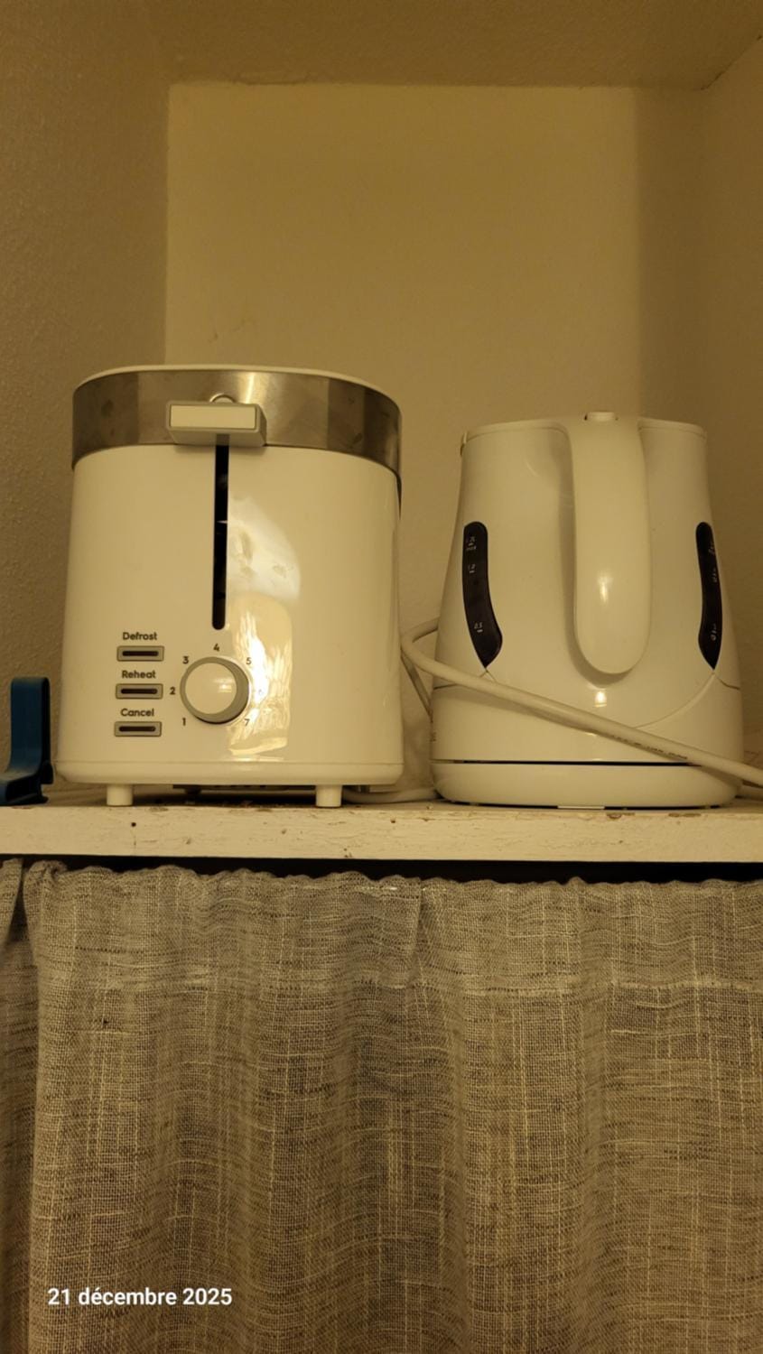 Coffee/tea facilities