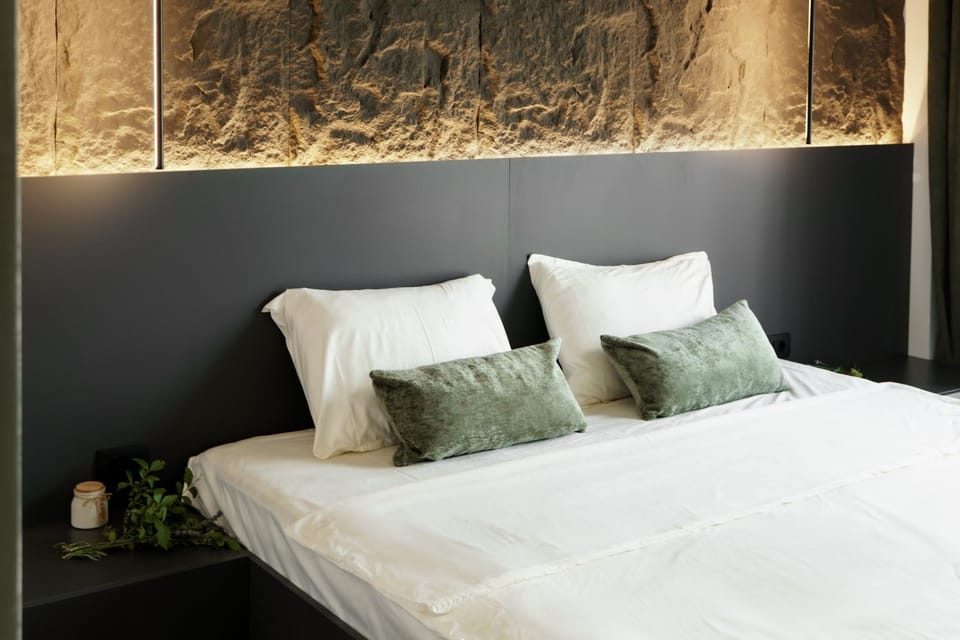 Bed, Day, Bedroom