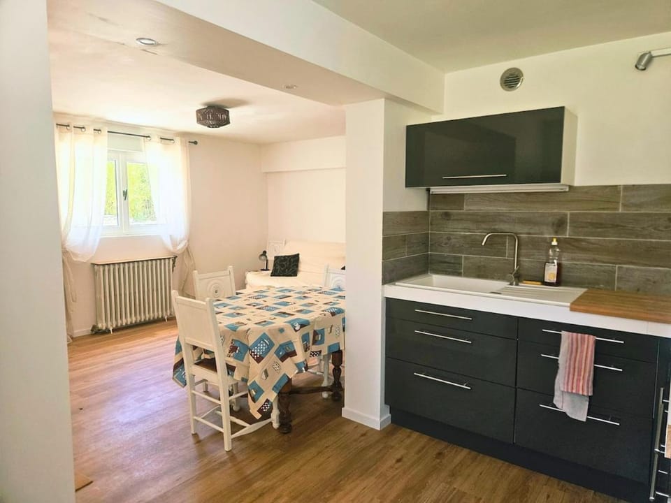 Appartement une chambre avec jardin Apartment in Provence-Alpes-Côte d'Azur