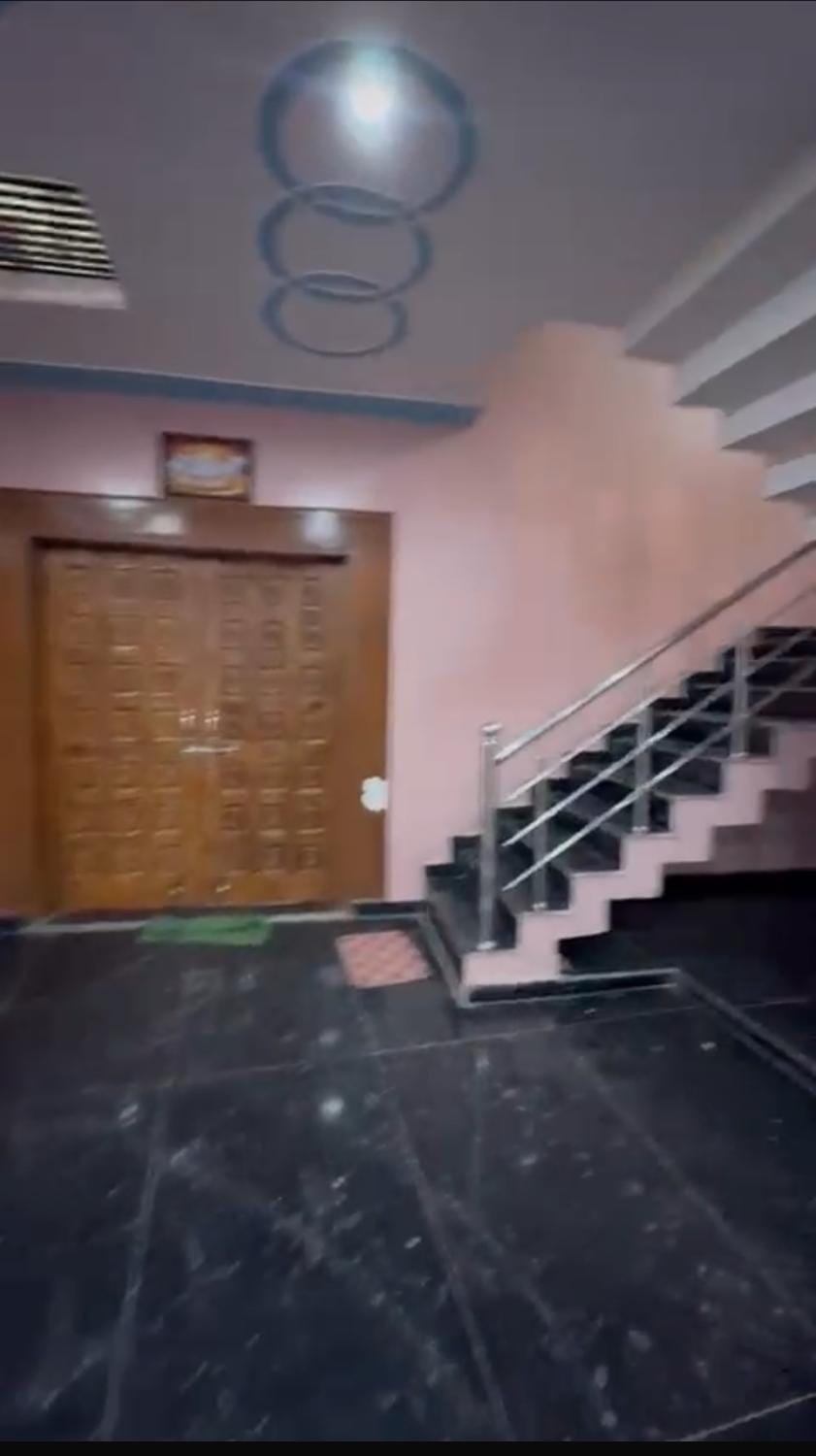Rishi home stay Vacation rental in Uttar Pradesh