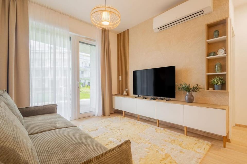 SzemesBay Apartment by BLTN Apartment in Hungary