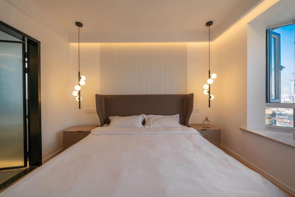 Bed, Photo of the whole room, Bedroom