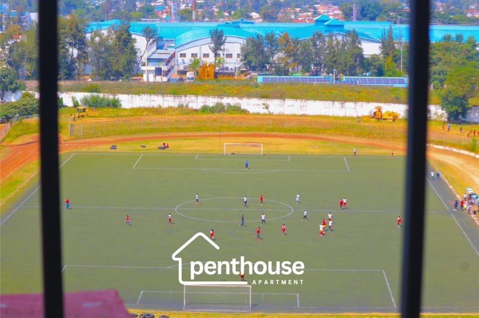 Pent House Apartment Makasembo Bed and Breakfast in Uganda