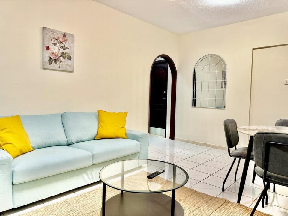 5 mins walk to Burjuman metro Apartment in Dubai