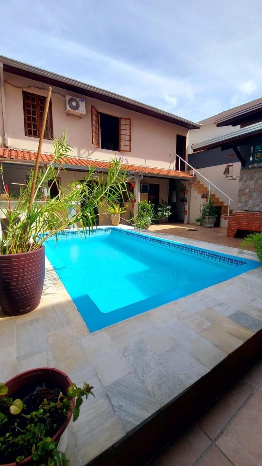 Casa para temporada com piscina House in Peruíbe