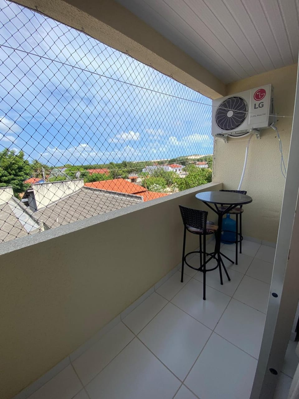 View (from property/room), Balcony/Terrace, Dining area
