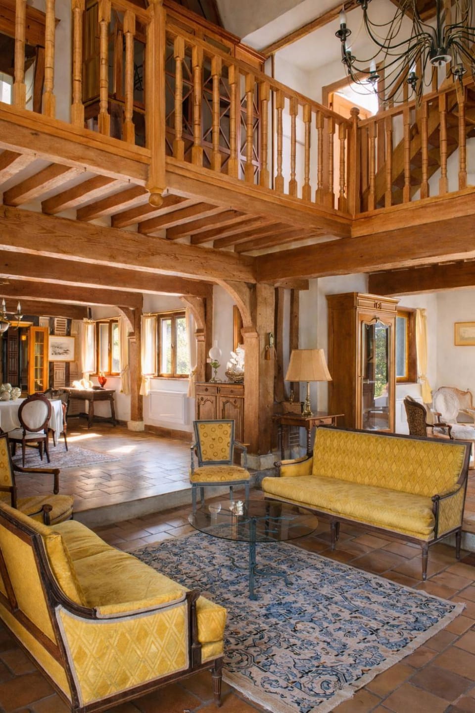 Living room, Seating area