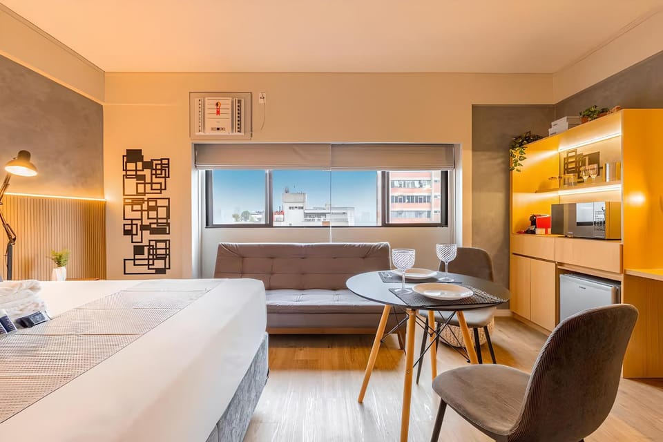 Bed, Kitchen or kitchenette, Bedroom, air conditioner, air conditioner