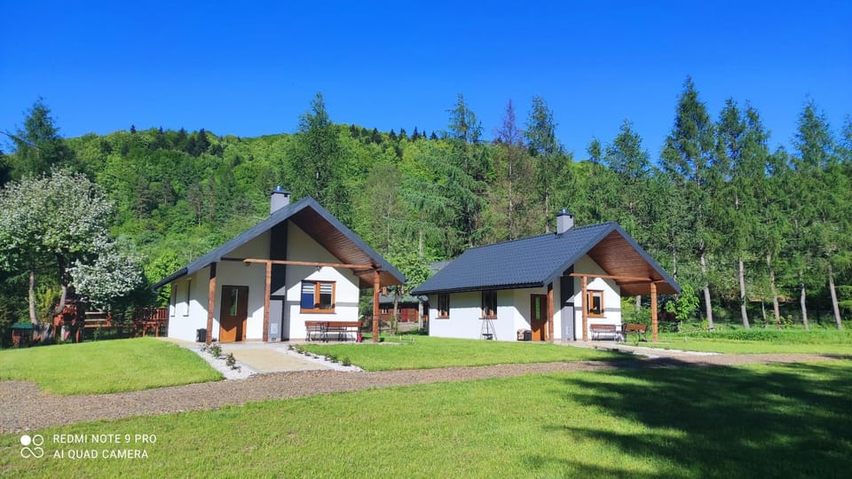 Property building, Natural landscape, Garden