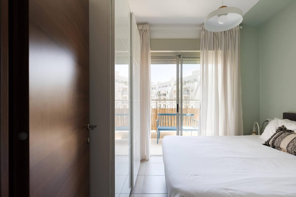 Amazing Jaffa Complex with Parking by TLV2RENT Apartment in Tel Aviv-Yafo