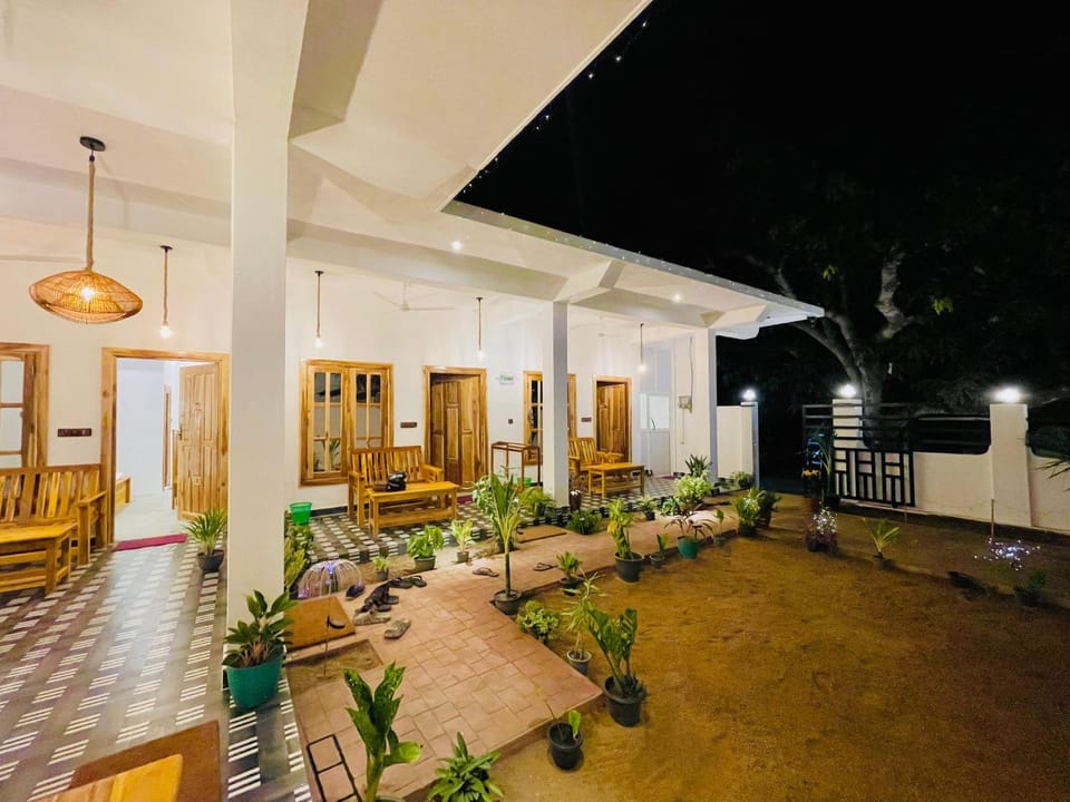 Eastern Bay Hotel in Sri Lanka