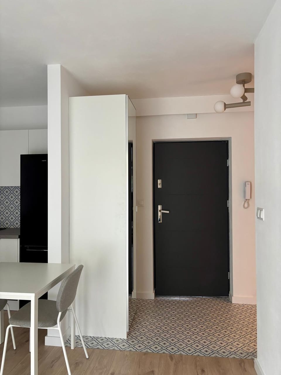 Dining area, wardrobe