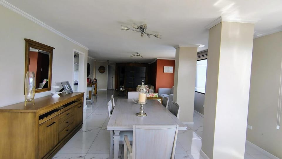 Apartment in Eloy Alfaro Apartment in Quito
