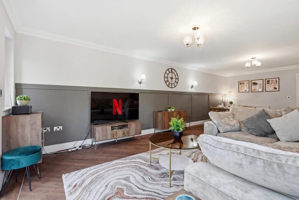 TV and multimedia, Living room