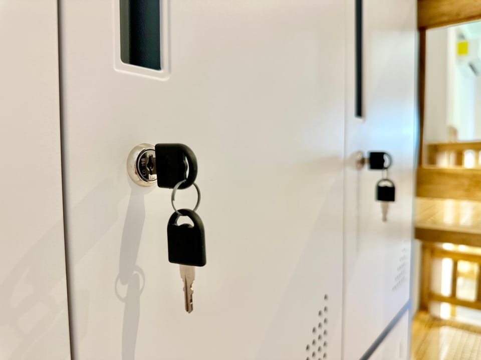 locker