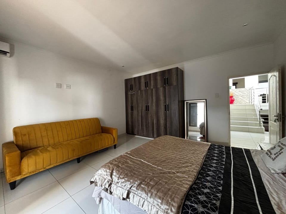 Summer Sands Guest House Bed and Breakfast in KwaZulu-Natal