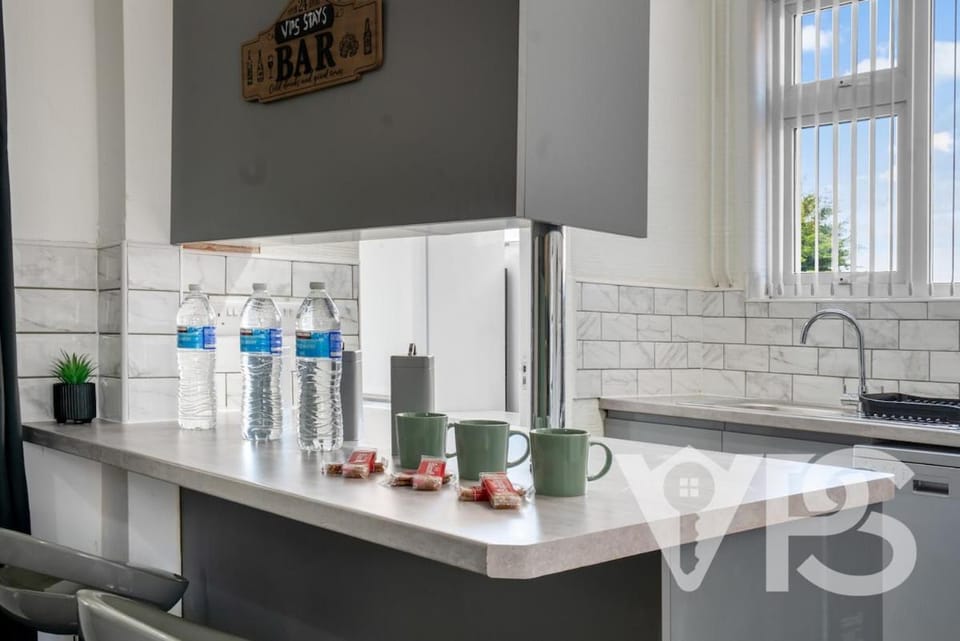 Family&GroupRetreat GamesRoom Villa in Leicester