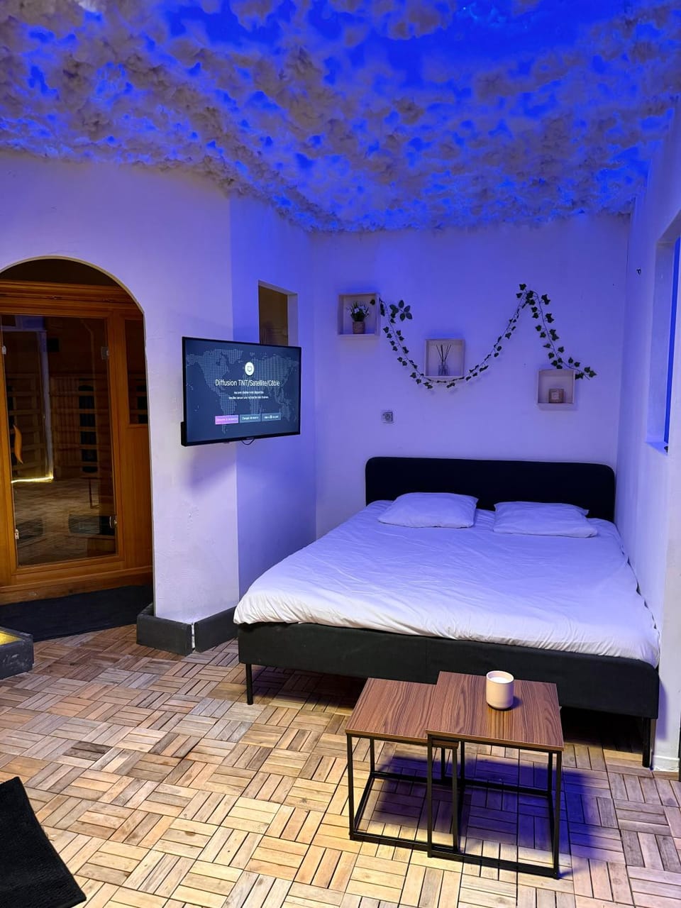 Love-room climatisé Jaccuzi sauna Apartment in Béziers