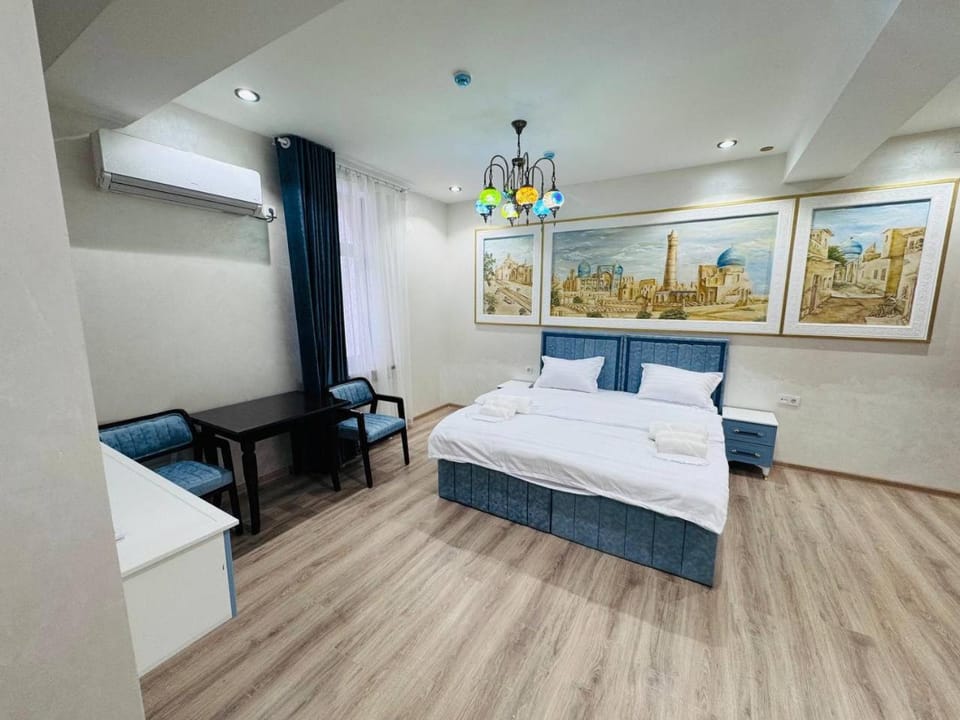 Photo of the whole room