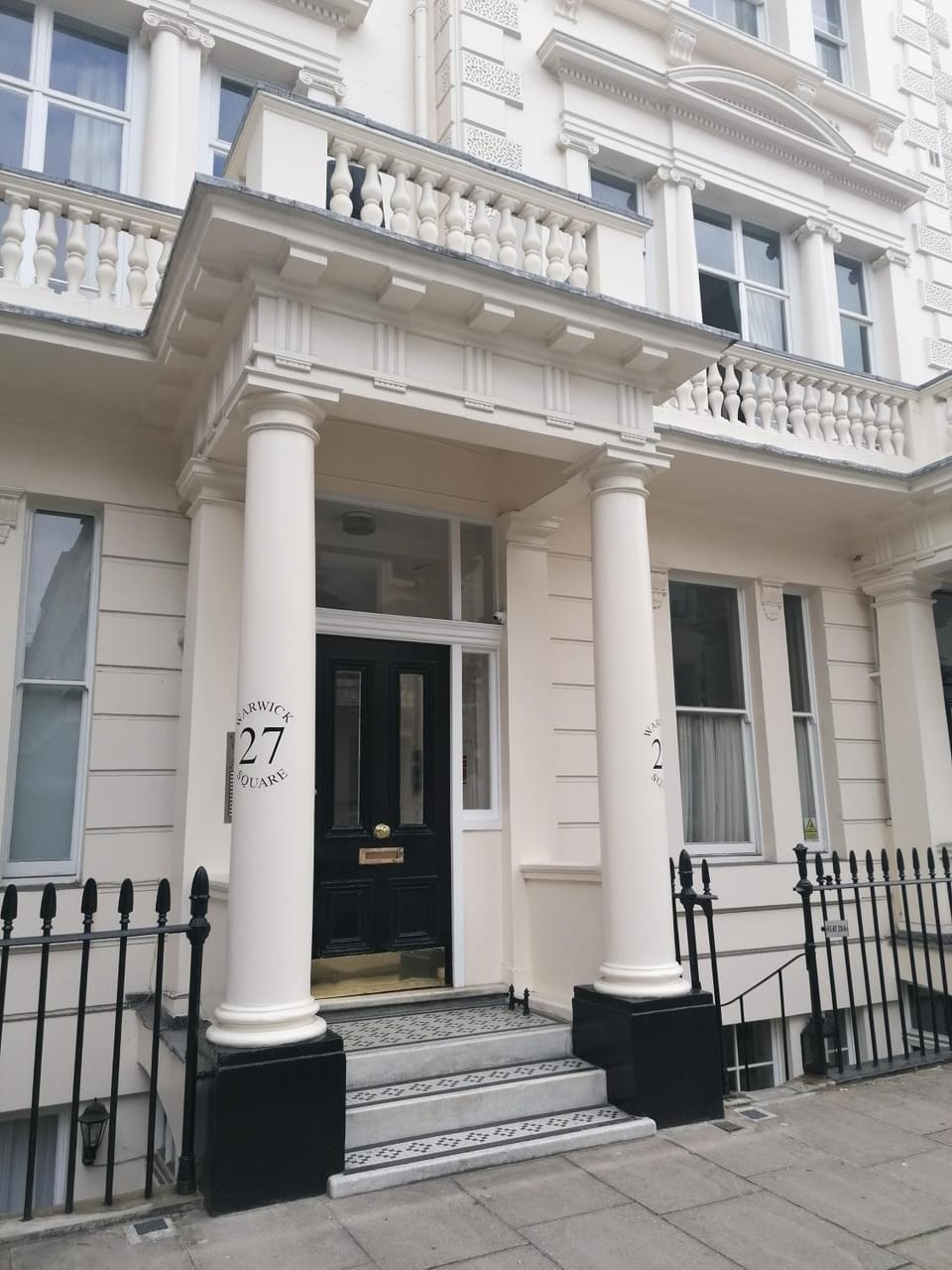 Property building, Facade/entrance