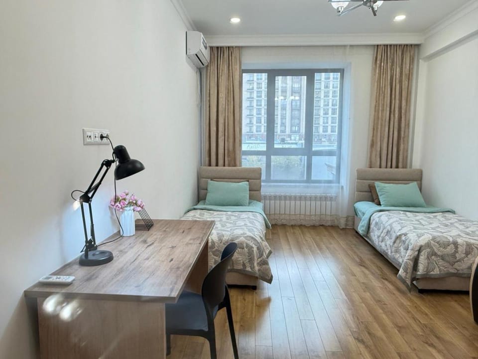 Bed, Bedroom, air conditioner