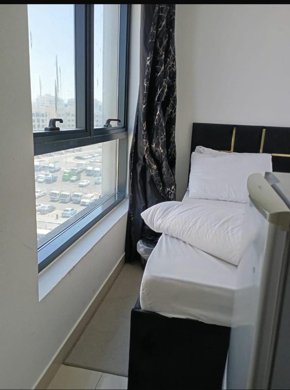 Palm hostel Apartment in Dubai