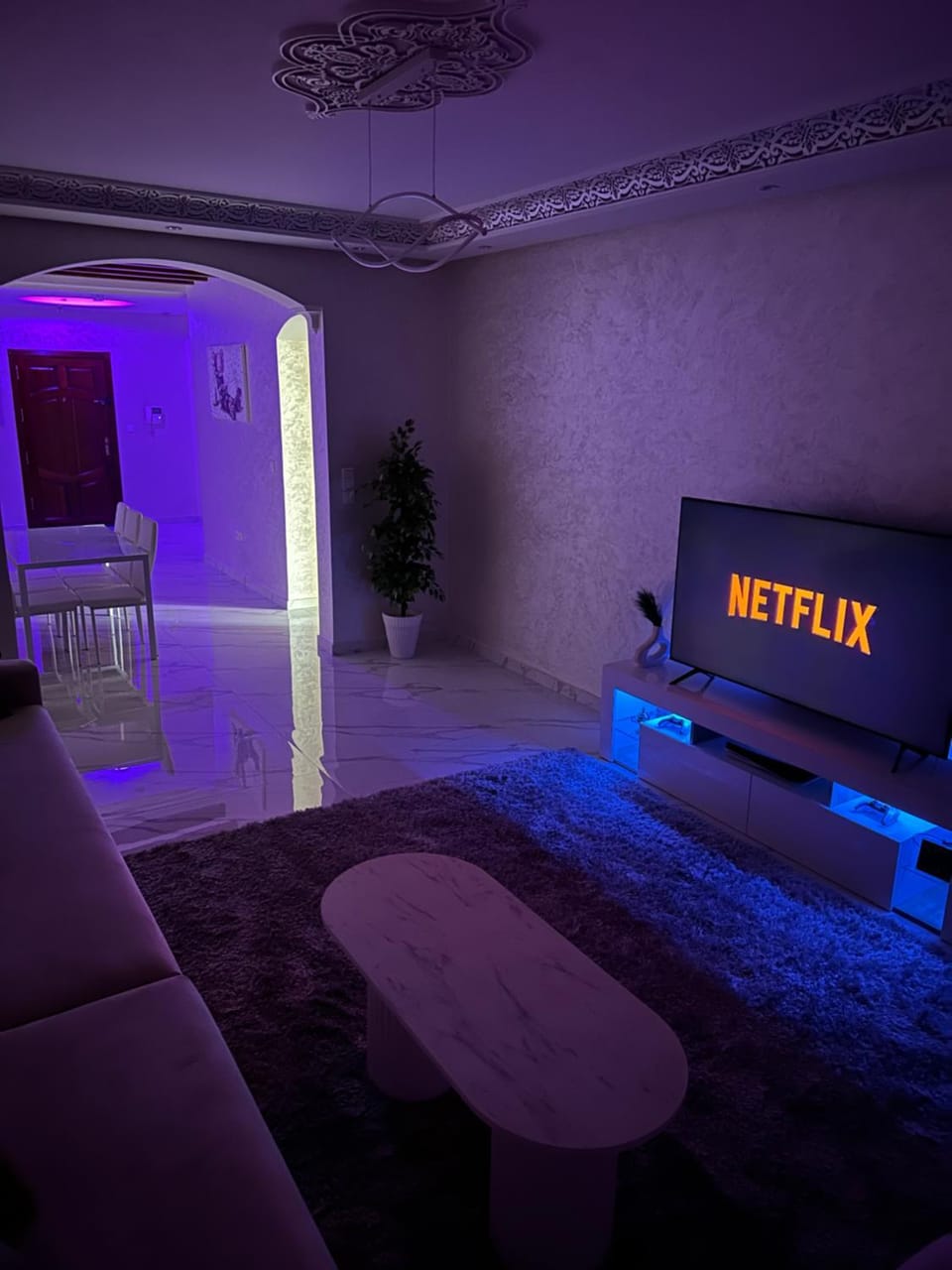 Communal lounge/ TV room, TV and multimedia, Seating area