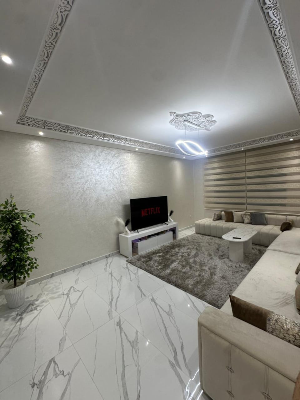 Communal lounge/ TV room, TV and multimedia, Living room