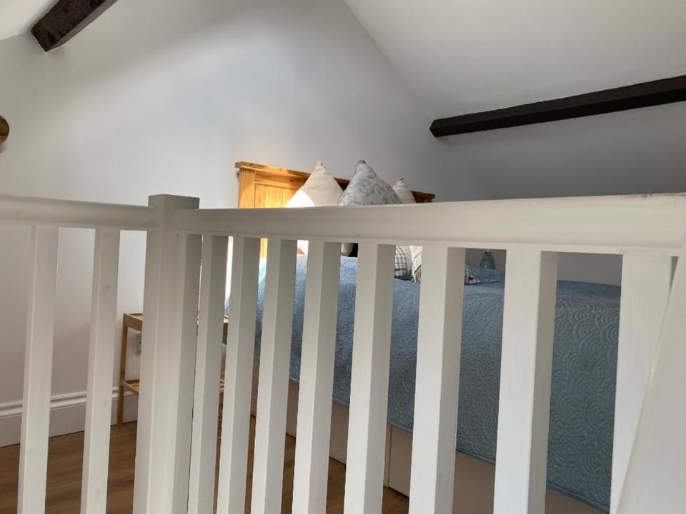 THE LOFT at 5 St Mary's Street Monmouth Apartment in Forest of Dean