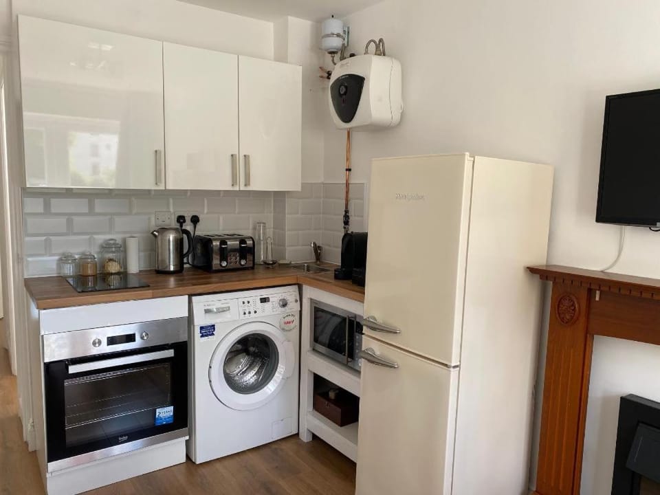 THE LOFT at 5 St Mary's Street Monmouth Apartment in Forest of Dean