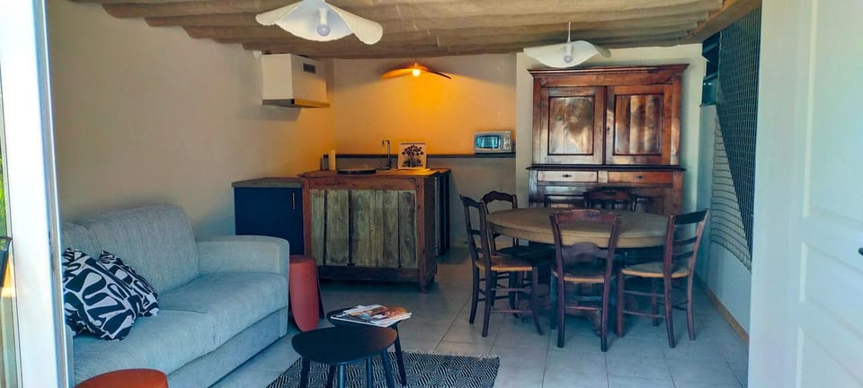 De l'étang de BAGES au massif de la Clape Apartment in Narbonne