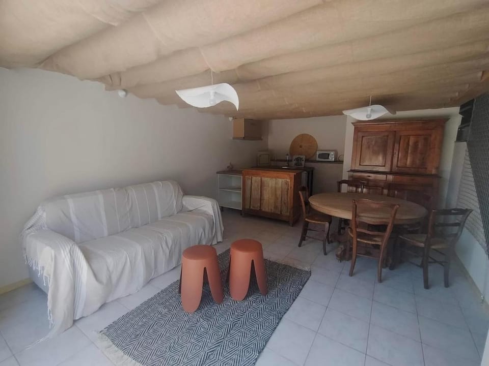 De l'étang de BAGES au massif de la Clape Apartment in Narbonne