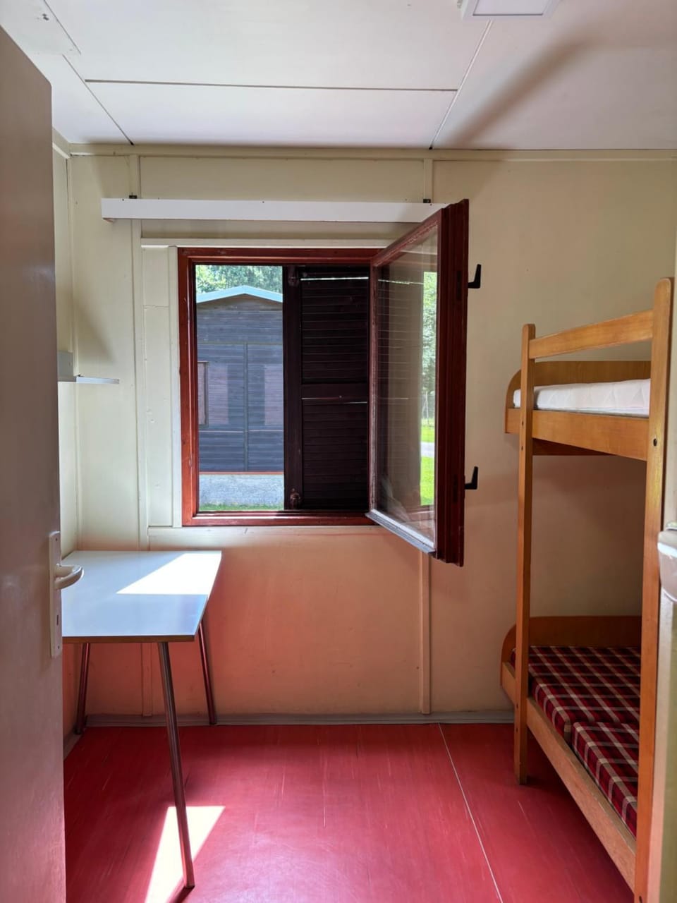 Photo of the whole room, bunk bed