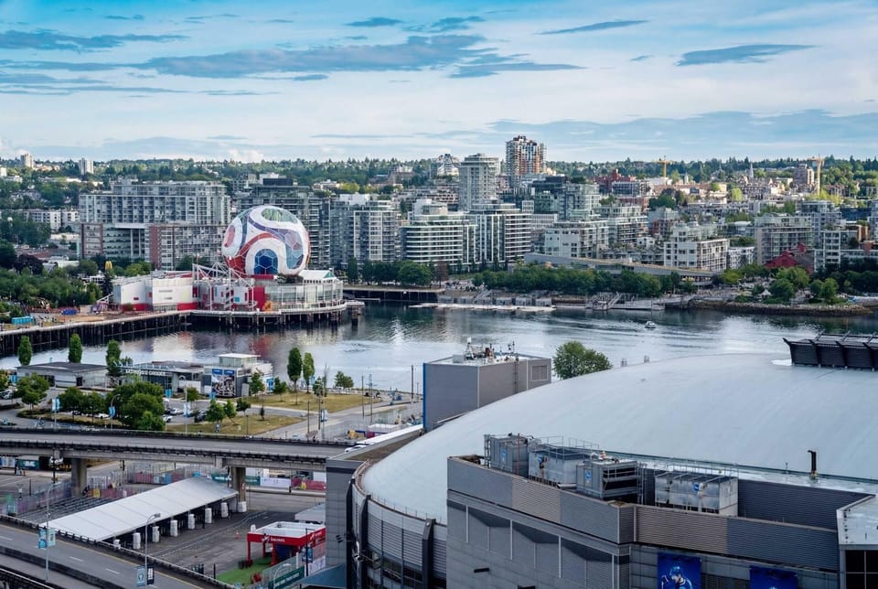 Gorgeous Unit with City Views Apartment in Vancouver