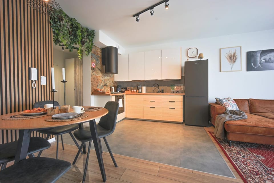 Kitchen or kitchenette, Living room, Dining area